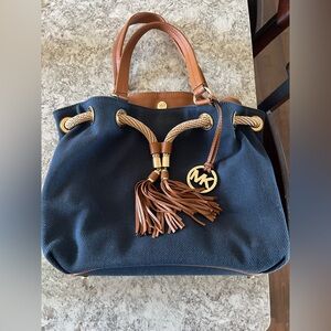 Michael Kors purse. Navy and in good condition!